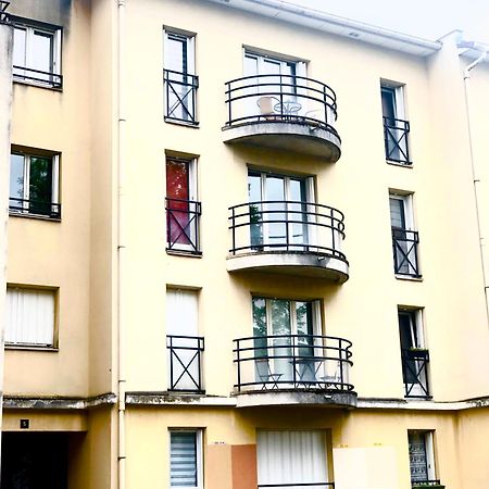 Superbe Appartement Tout Equipe, Le Nid D'Eva A Metz Gare, Parking Prive, Balcon, F2, 50M2, 3P Luaran gambar